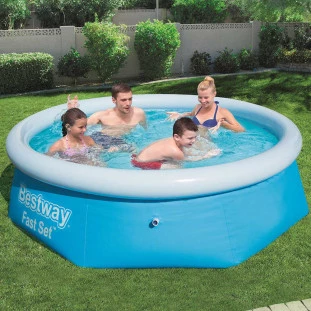 Piscina inflável Fast Set Bestway com capacidade para 2300 litros e 6 pessoas em estrutura reforçada